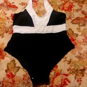 One piece ladies swimsuit